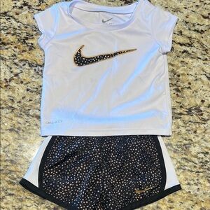 Nike Dri-Fit set